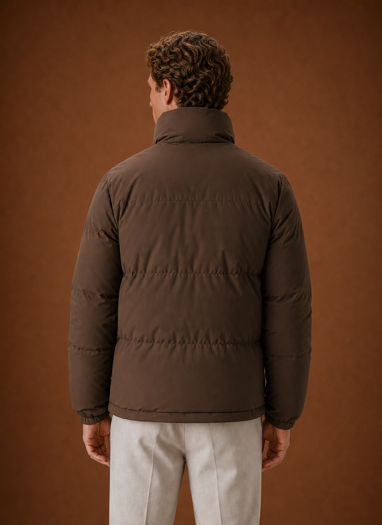 Men's oversized puffer jacket featuring a stylish quilted design, perfect for winter wear, providing warmth and comfort. 2