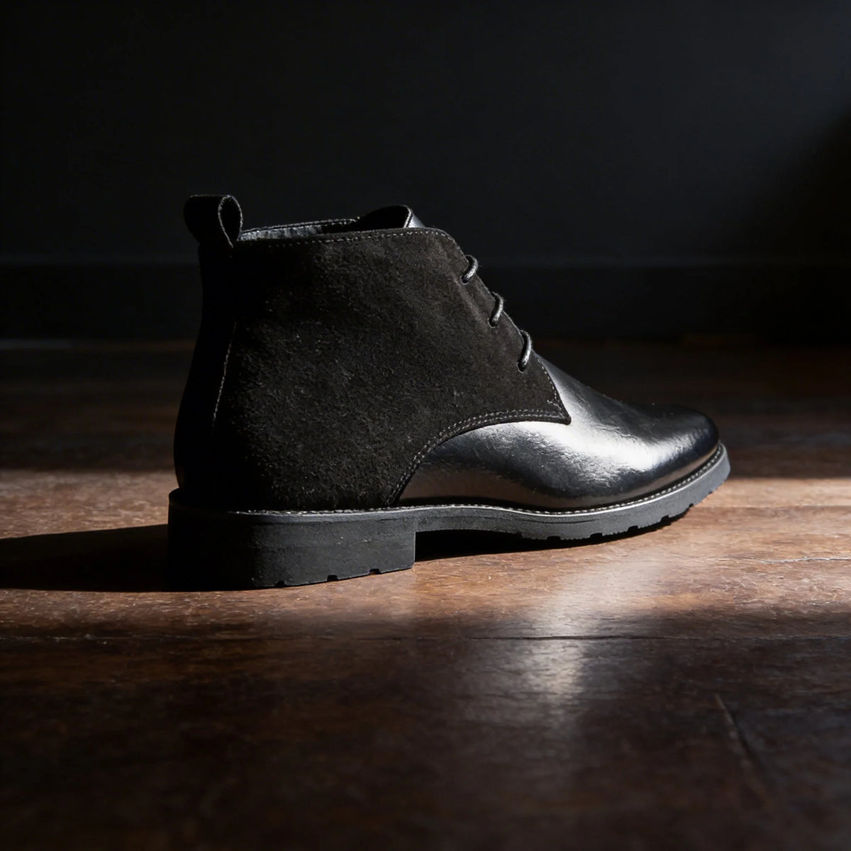 Polished Men's Dress Boots with Grippy Outsole and Cushioned Insole 7